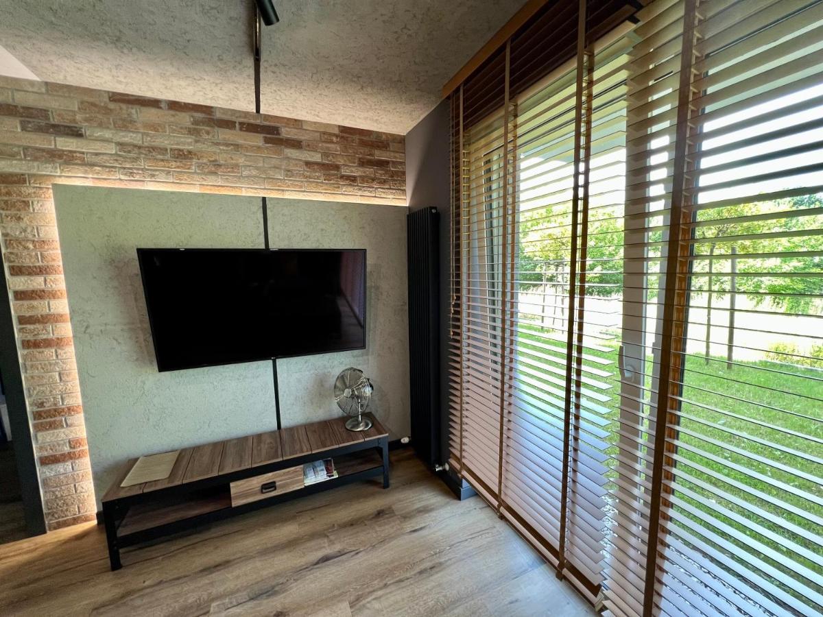 Loft Klonowa - Apartament Z Garazem Kielce Ngoại thất bức ảnh