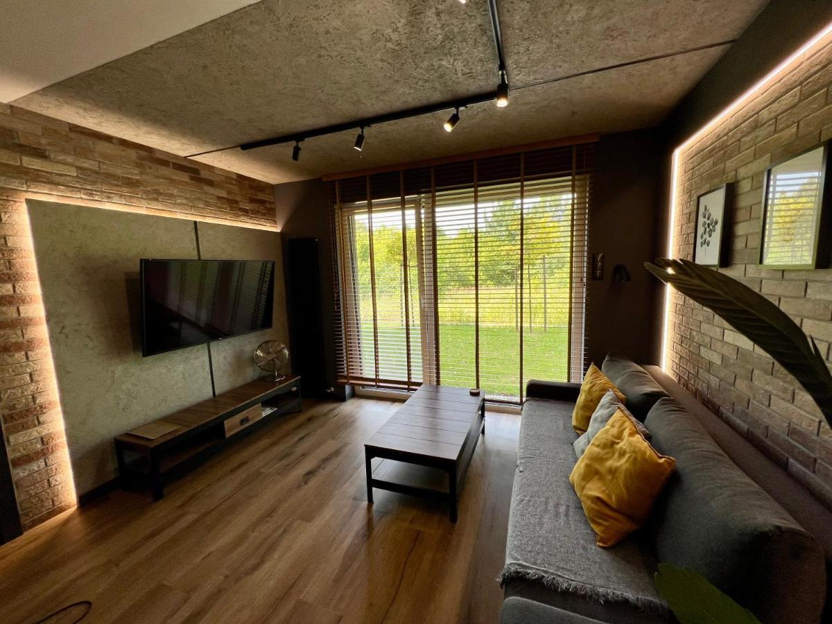 Loft Klonowa - Apartament Z Garazem Kielce Ngoại thất bức ảnh