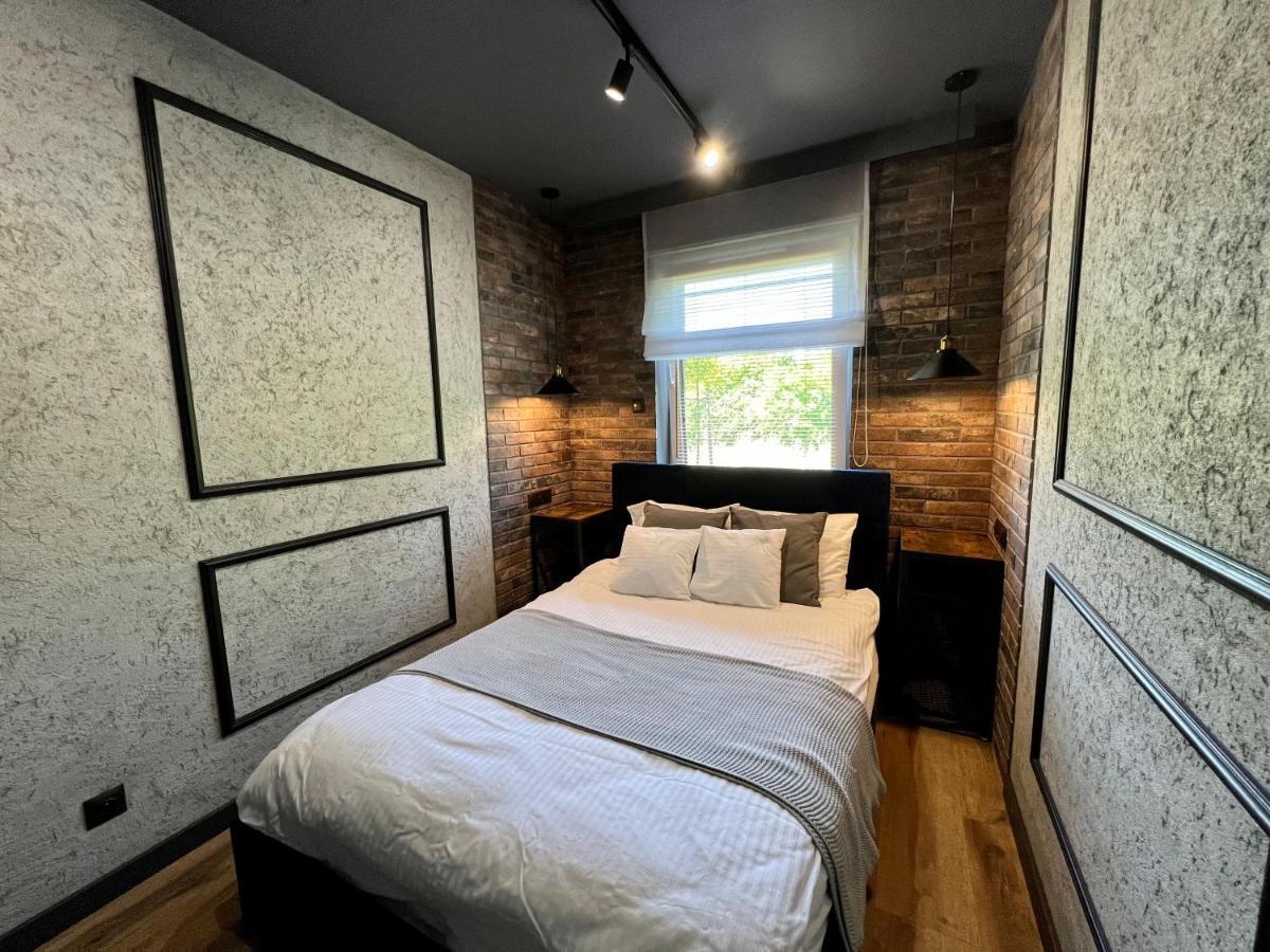 Loft Klonowa - Apartament Z Garazem Kielce Ngoại thất bức ảnh