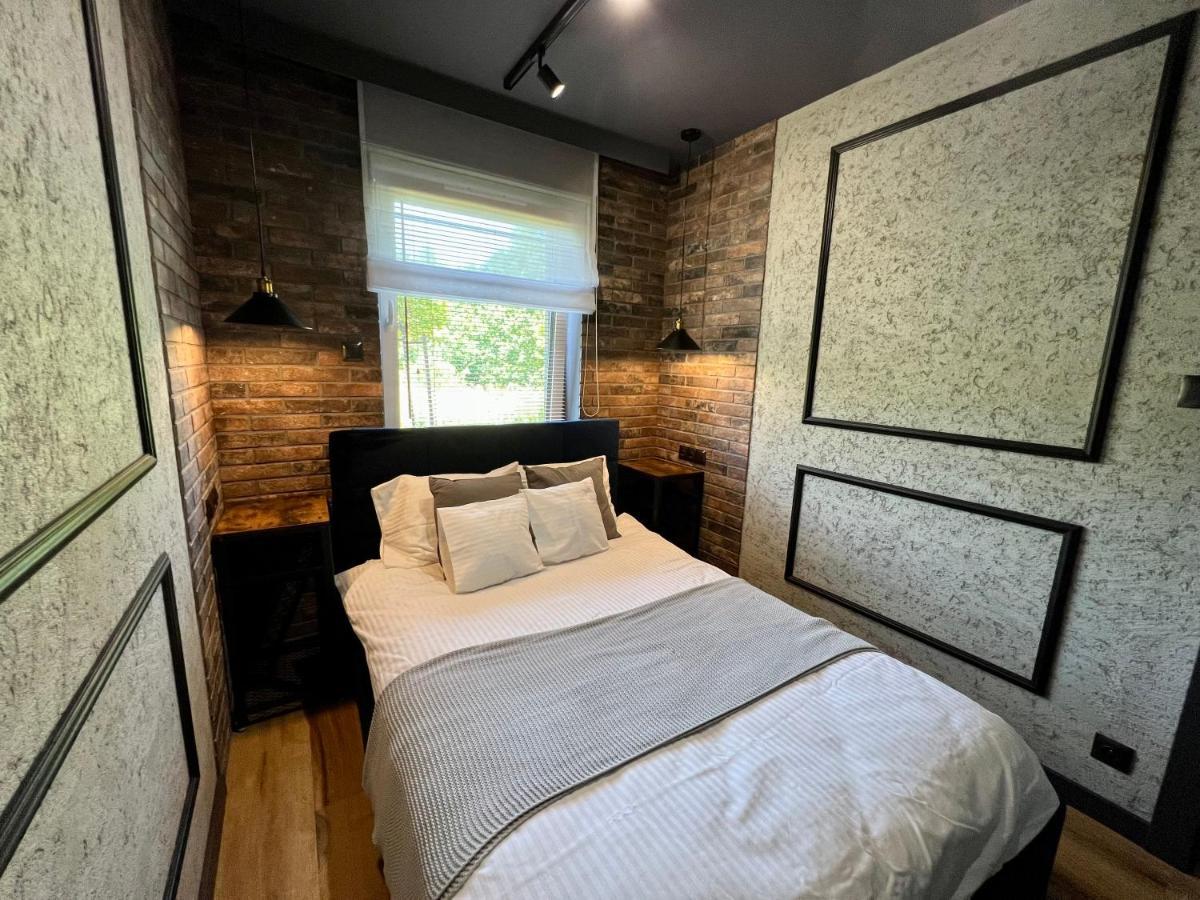 Loft Klonowa - Apartament Z Garazem Kielce Ngoại thất bức ảnh